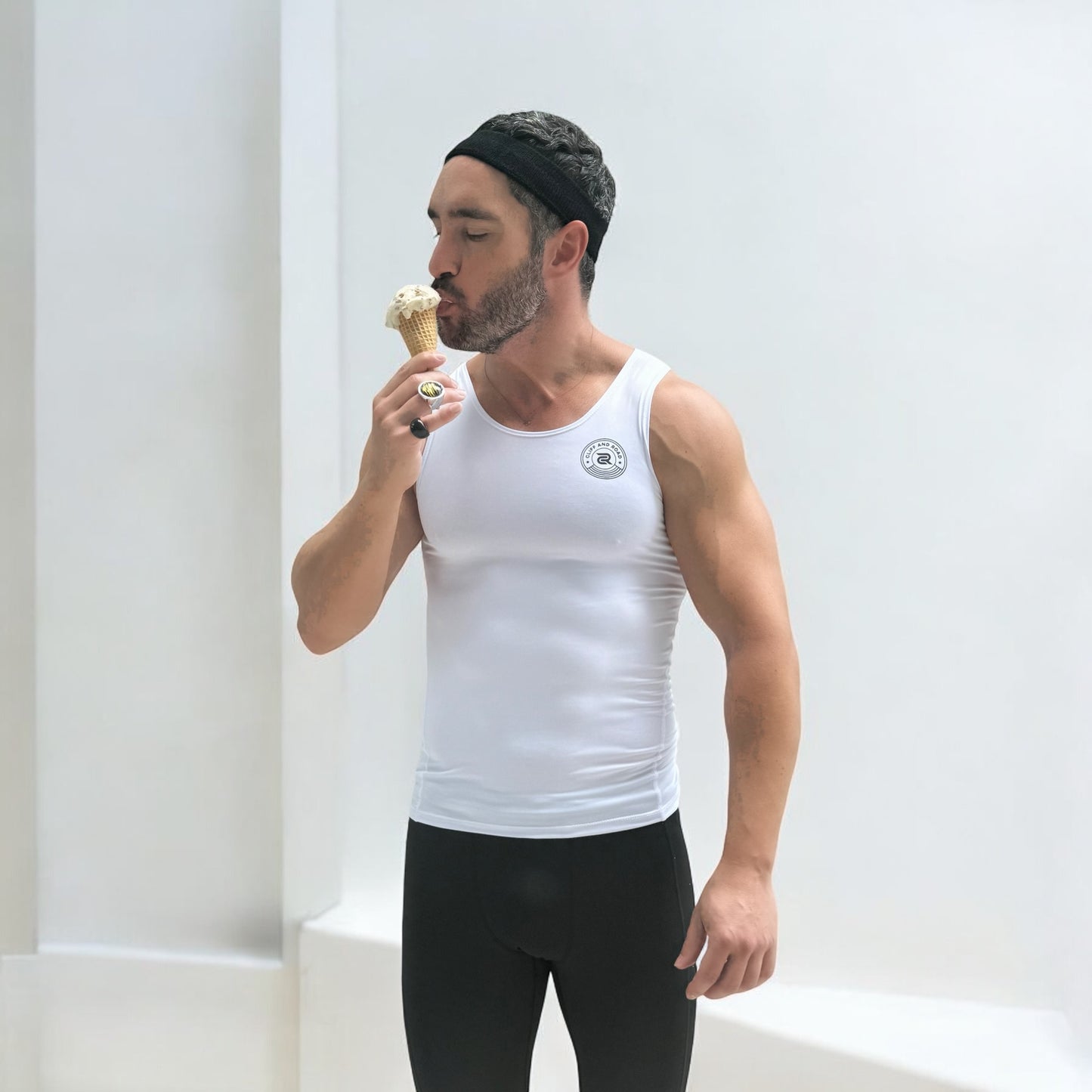 The SculptureFit tank in Polar Blanco