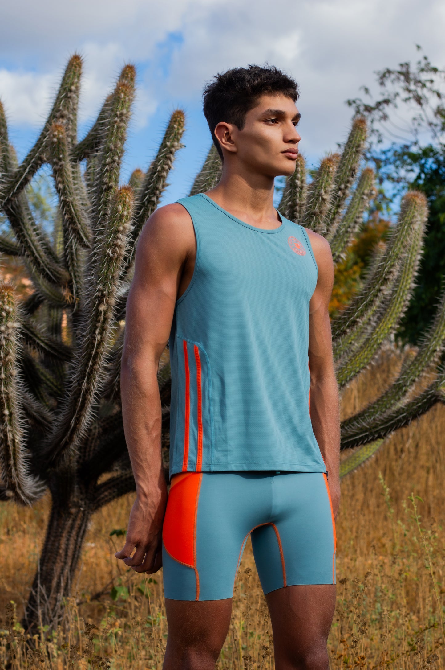 Sierra Tank in Volcán. Regular Fit