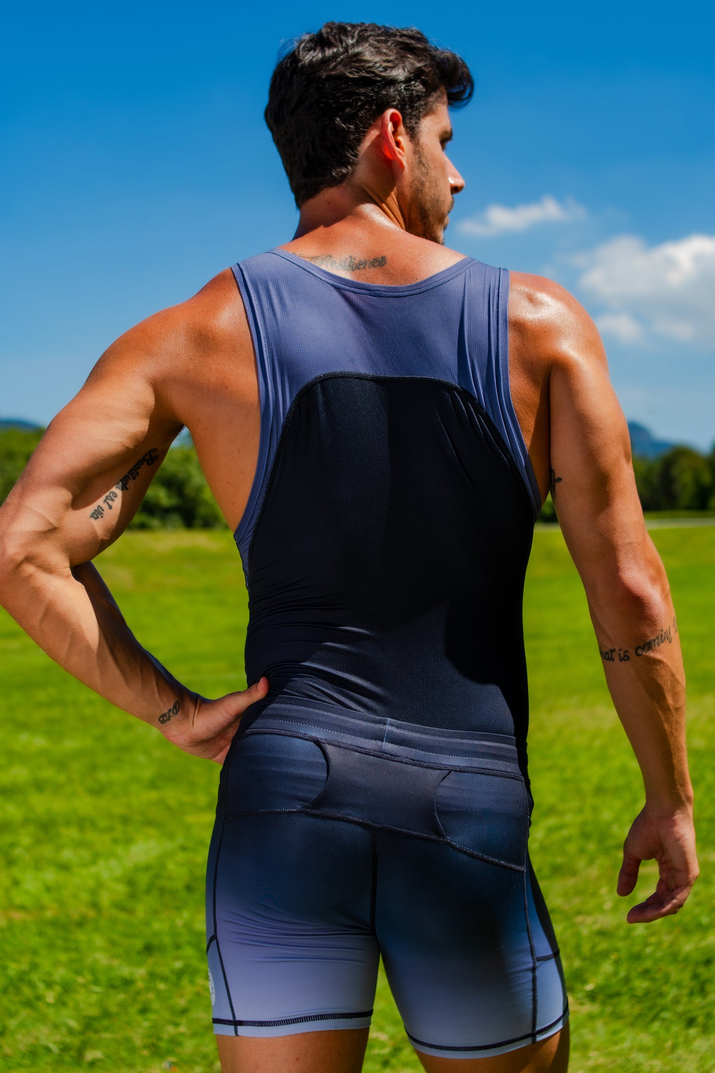 CAMP LAUREL TANK – NOCHE