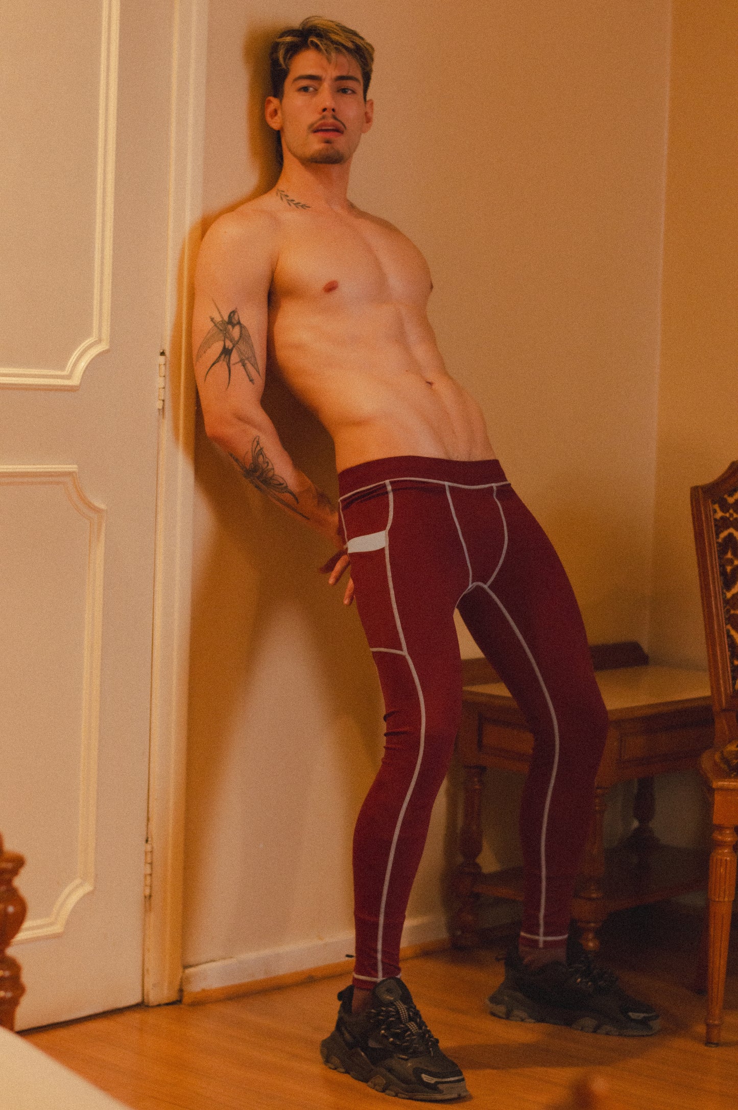 El Cabrón Tights in Vino 5 pocket